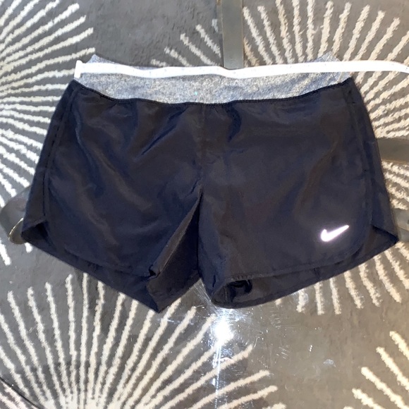 Nike Drifit Running shorts - Picture 2 of 7
